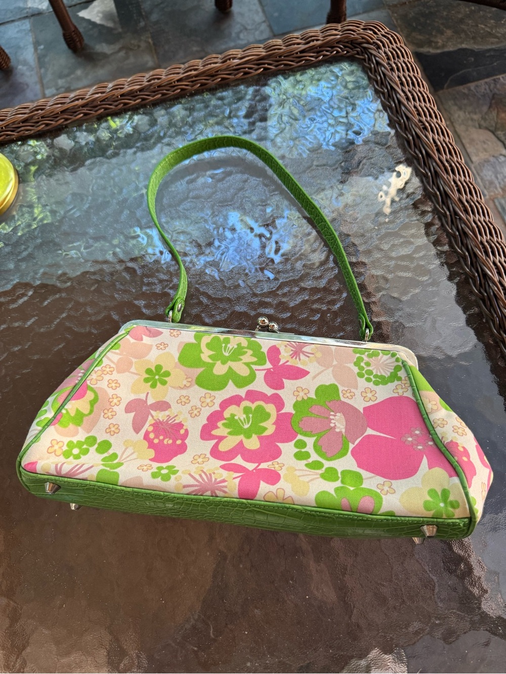 Vintage style 70’s Green & Pink Floral Frame-Top Women's Handbag